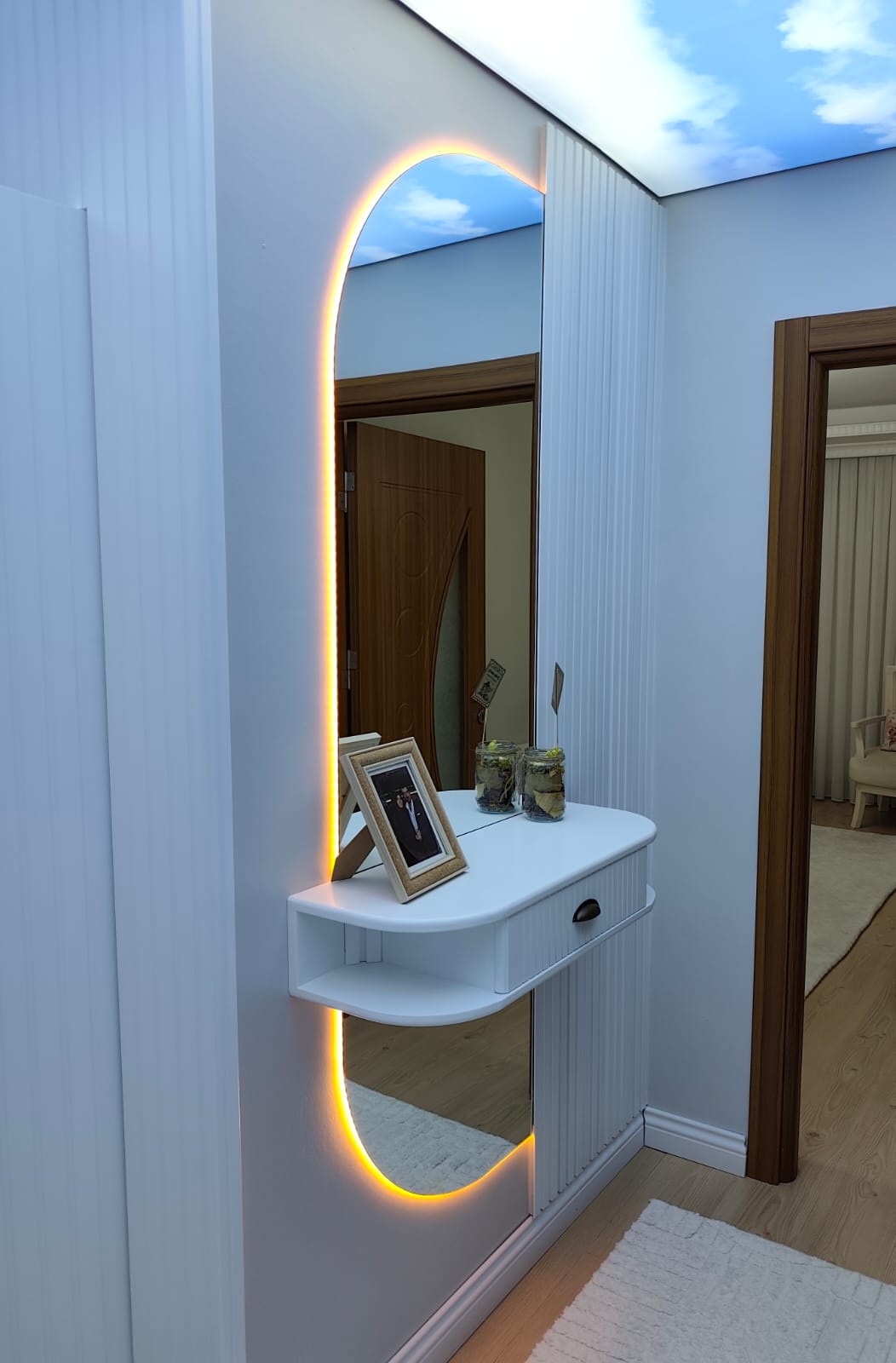 Antre Konsol Komodini